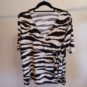 Zebra print crip sleeve top